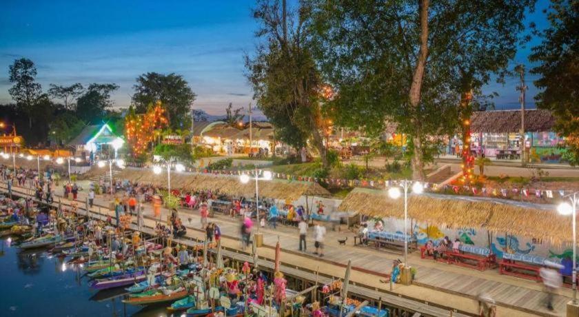 We Hostel Hatyai Хатъяй Экстерьер фото